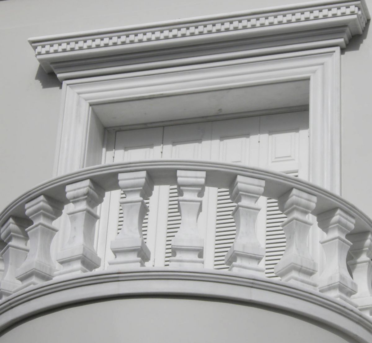 Residence V